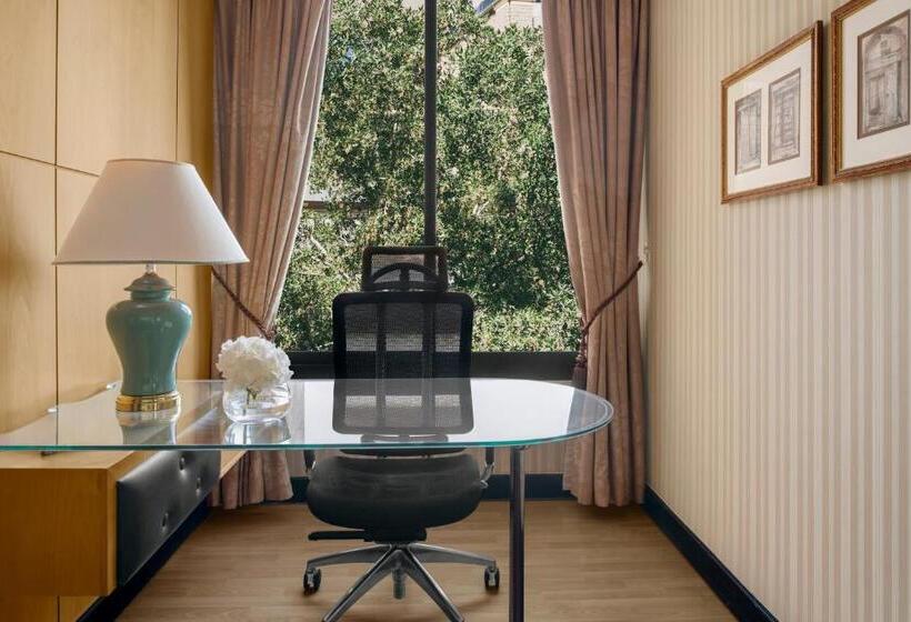 סוויטת ג'וניור מיטת קינג, Intercontinental Riyadh, An Ihg