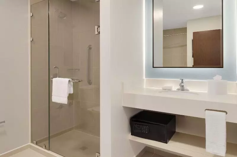 キングサイズベッドのクラシックルーム, Intercontinental Riyadh, An Ihg