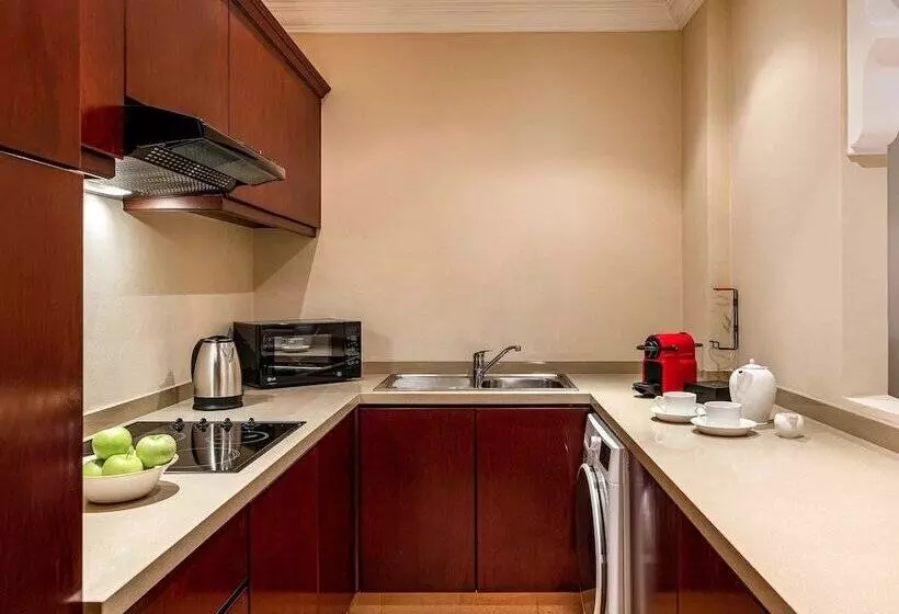 سوئیت مدیریتی 2 خوابه, Mercure Grand Hotel Seef All Suites