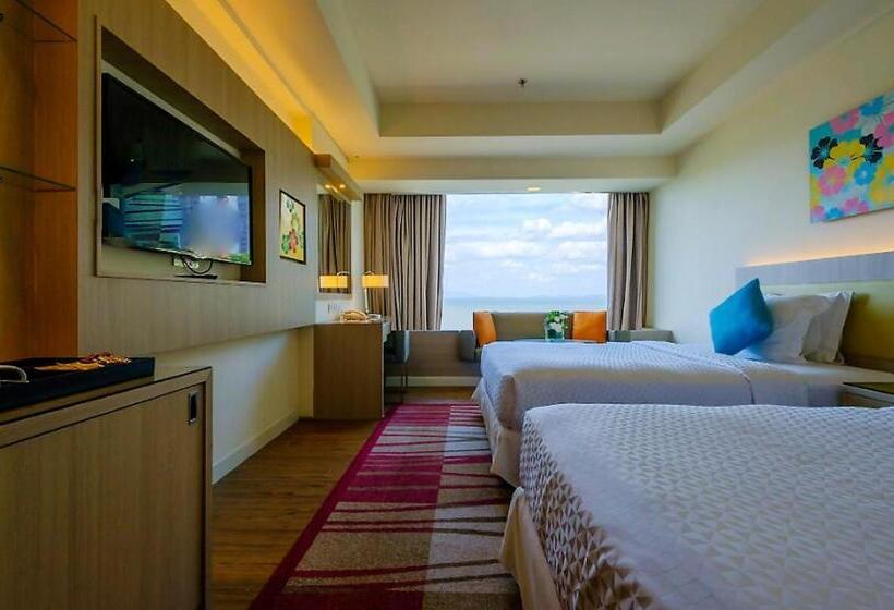 غرفة سوبيريور مطلّة علي البحر, Mercure Penang Beach