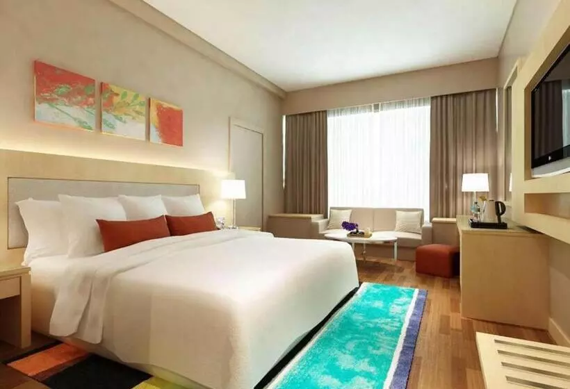 キングサイズベッドのスーペリアルーム, Mercure Penang Beach
