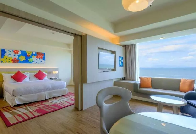 オーシャンビュースーペリアースイート, Mercure Penang Beach