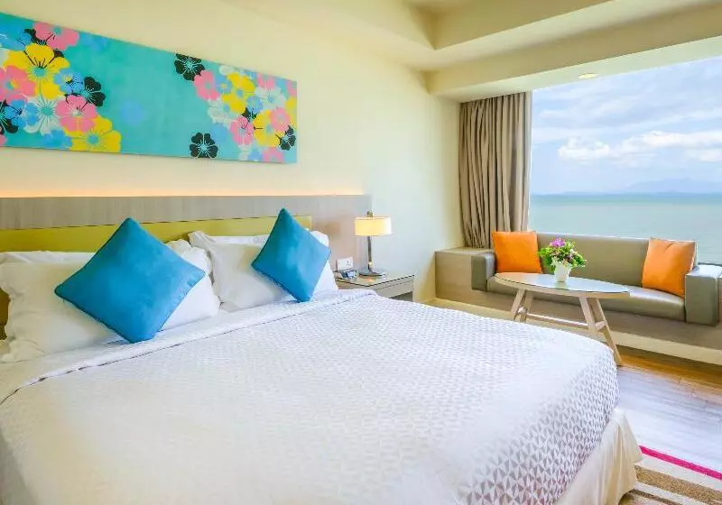 オーシャンビュースーペリアースイート, Mercure Penang Beach