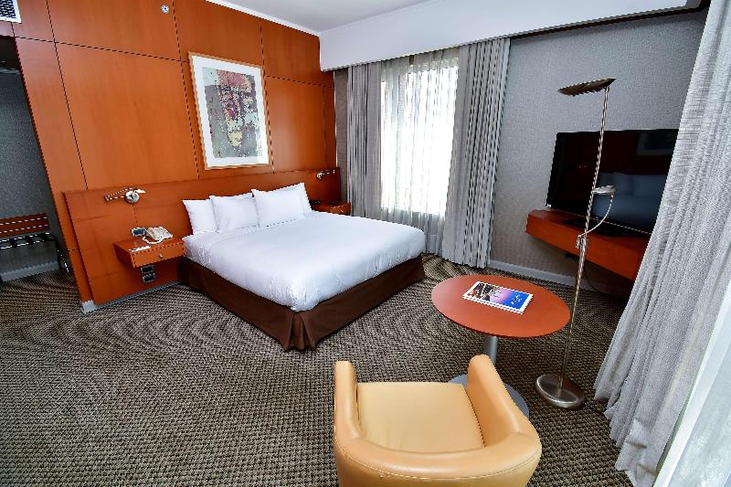 חדר ביזנס, Radisson Ciudad Empresarial Santiago