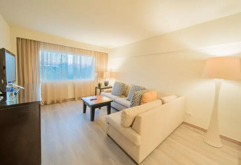 سوییت جونیور, Real Intercontinental San Salvador, An Ihg