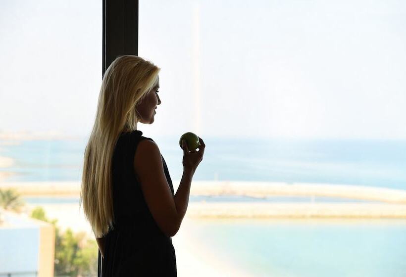 带泳池观景的豪华房, The Palms Beach Hotel And Spa