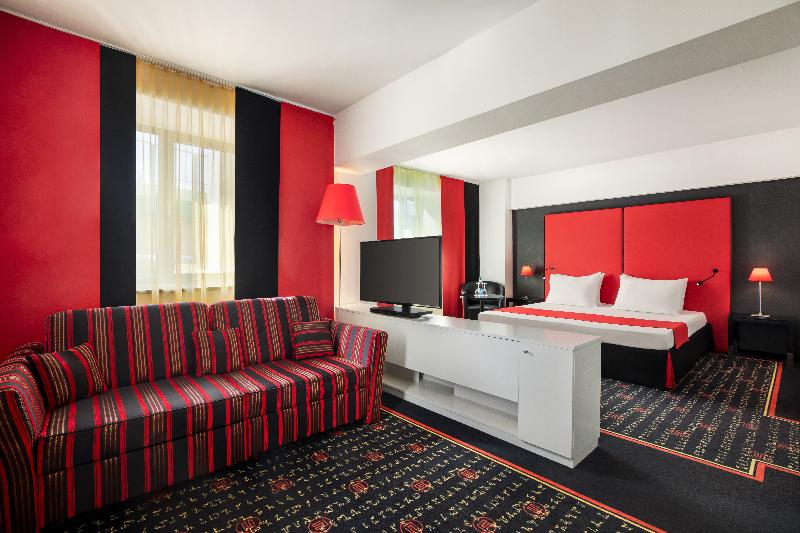 Suite, Vienna House Easy By Wyndham Bucharest Airport