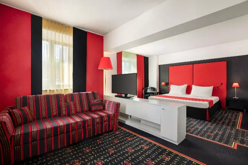 سوییت, Vienna House Easy By Wyndham Bucharest Airport