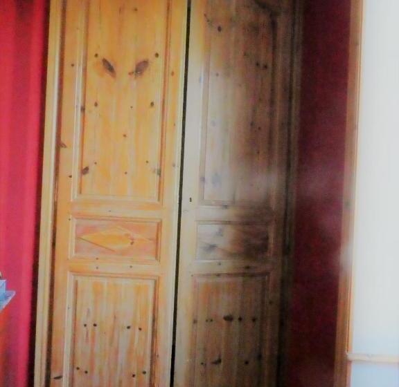 家庭间, Domaine De Seugnac