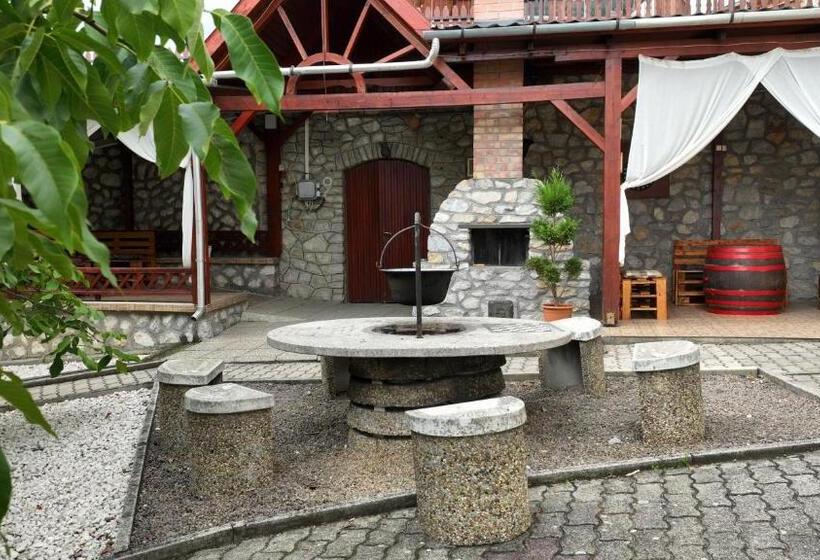 غرفة قياسية, Zöld Sziget Wellness