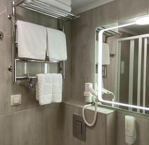 اتاق استاندارد با چشمانداز باغ, Coffee Room