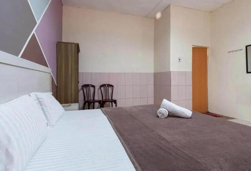 Номер Стандарт, 78 Parapat Mitra Reddoorz