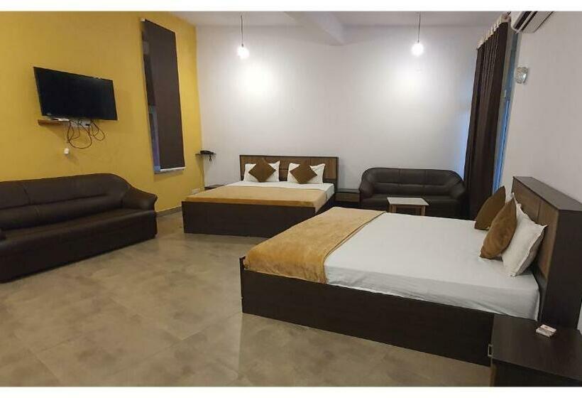 اتاق خانوادگی, Arthigamya Spa & Resort