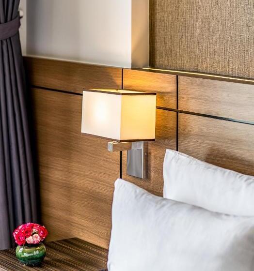 Triple Room Sea View, The Cap