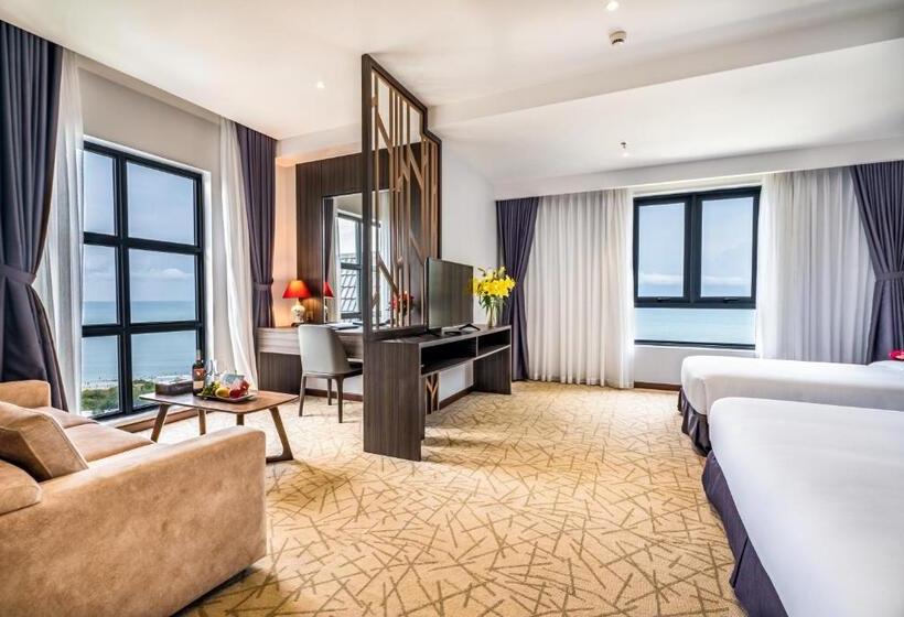 Triple Room Sea View, The Cap