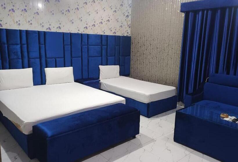 اتاق لوکس با تخت بزرگ, Sareena Residence