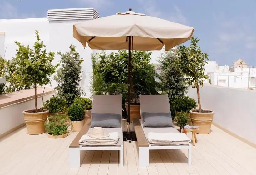1 Bedroom Penthouse Apartment, Plaza Mina Suites   Adults Recommended By Luxury Suites Cadiz