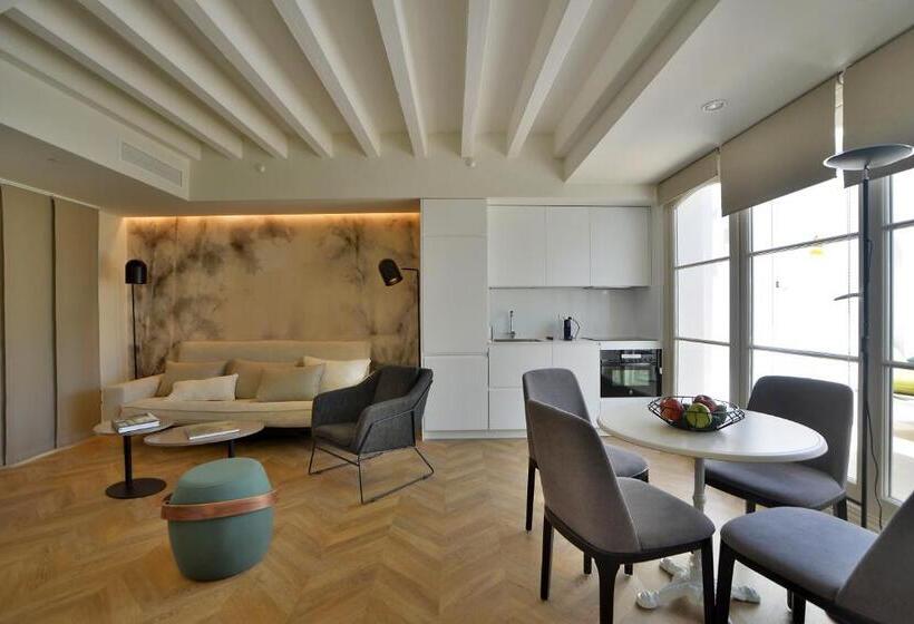 Quarto Ático, Plaza Mina Suites   Adults Recommended By Luxury Suites Cadiz