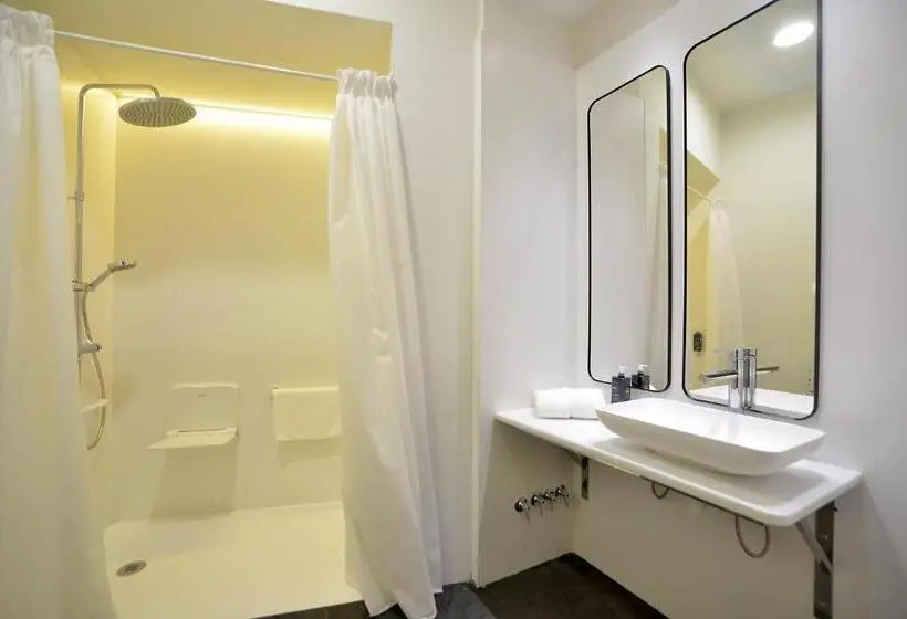 آپارتمان 1 خوابه همکف, Plaza Mina Suites   Adults Recommended By Luxury Suites Cadiz