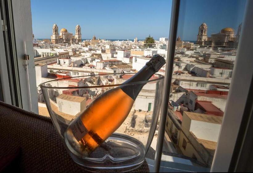 Apartamento Deluxe 2 Quartos, Plaza Mina Suites   Adults Recommended By Luxury Suites Cadiz