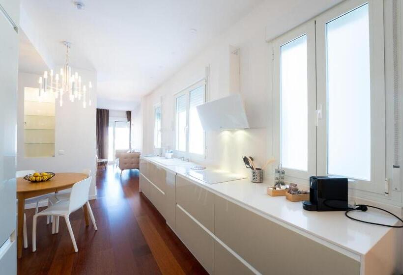 Apartamento Deluxe 2 Quartos, Plaza Mina Suites   Adults Recommended By Luxury Suites Cadiz