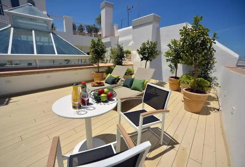 1 Bedroom Penthouse Apartment, Plaza Mina Suites   Adults Recommended By Luxury Suites Cadiz