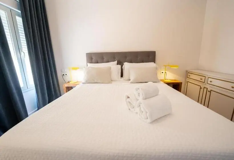 آپارتمان لوکس 2 خوابه, Plaza Mina Suites   Adults Recommended By Luxury Suites Cadiz