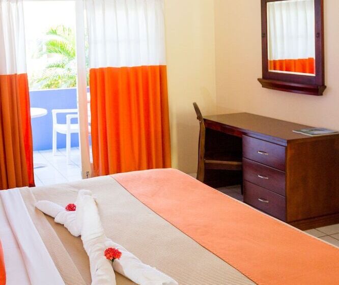 اتاق سوپریور با تخت بزرگ, Bay Gardens