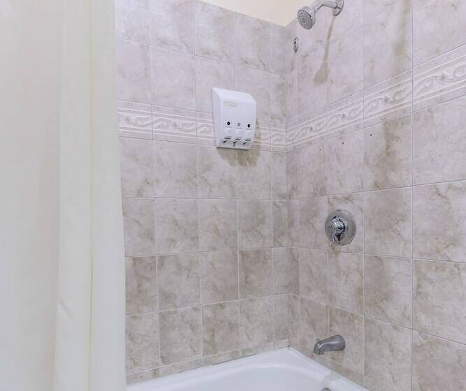 اتاق استاندارد با تخت بزرگ, Bay Gardens