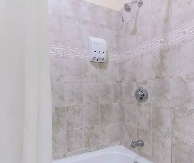 اتاق استاندارد با تخت بزرگ, Bay Gardens