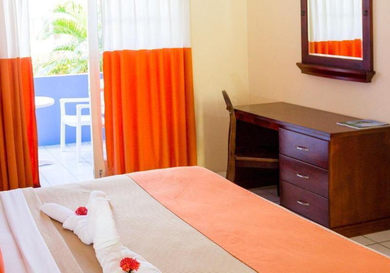 اتاق سوپریور با تخت بزرگ, Bay Gardens