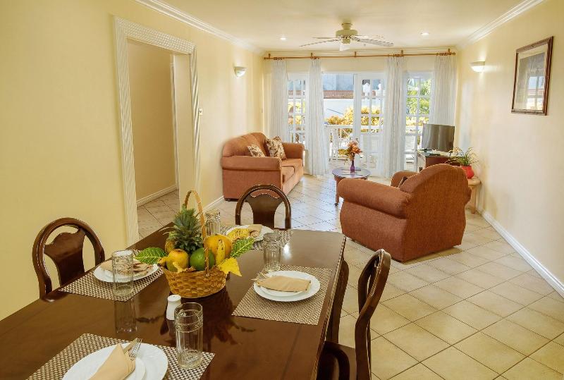 سوئیت 2 خوابه, Bay Gardens