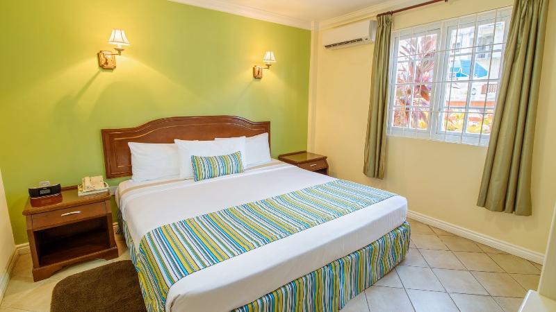 سوییت, Bay Gardens