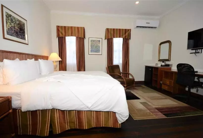 اتاق لوکس با تخت بزرگ, Cara Lodge