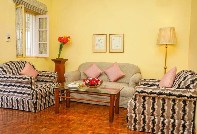 이그제큐티브 스위트, Gateway Coonoor