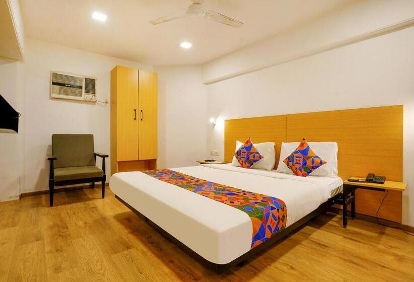 高级大房间, Highway Residency