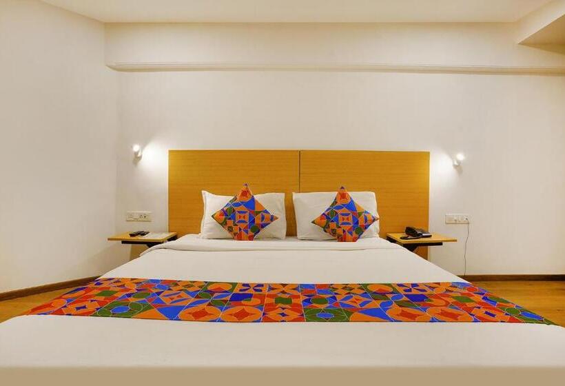 高级大房间, Highway Residency