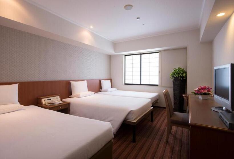 Номер Стандарт Трехместный, International Garden Hotel Narita