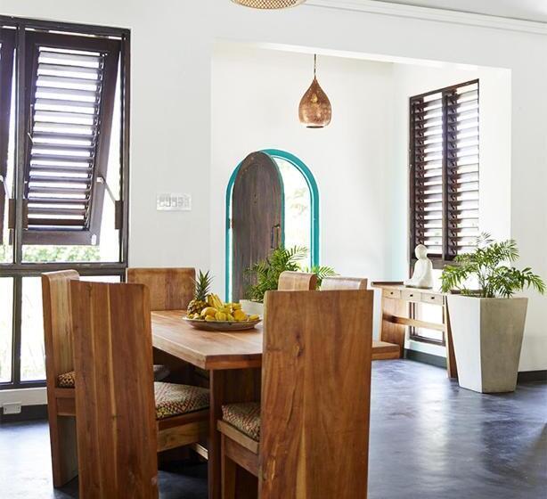 ویلای سوپریور 1 خوابه, Jakes