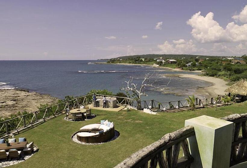 ویلای 4 خوابه, Jakes