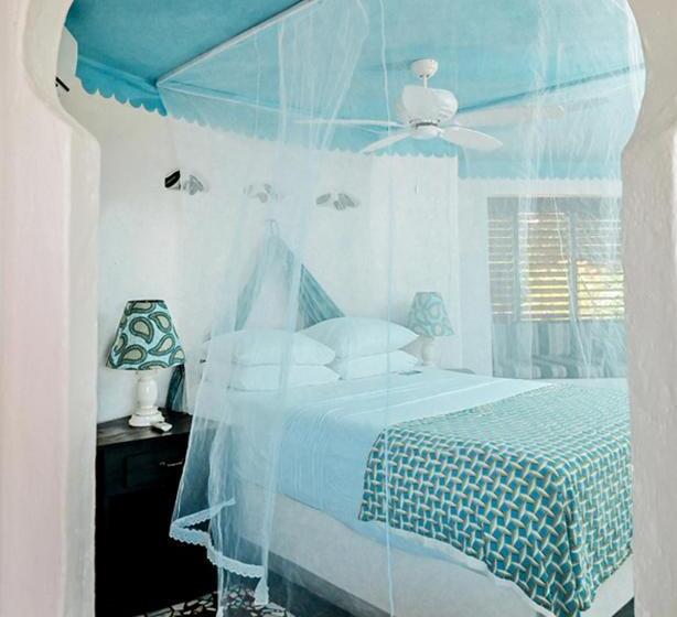 استودیوی استاندارد با چشم‌انداز دریا, Jakes