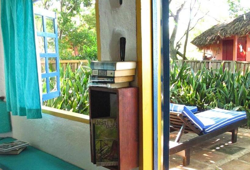 اتاق یک تخته با چشم‌انداز باغ, Jakes