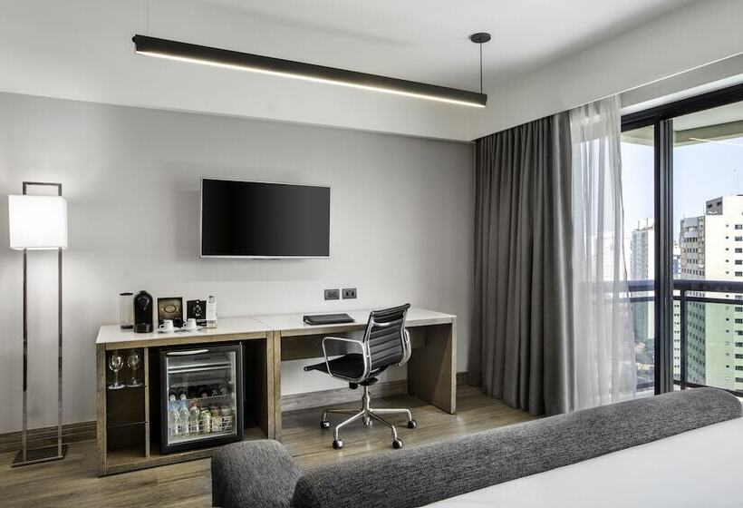 اتاق پریمیوم با بالکن, Melia Ibirapuera