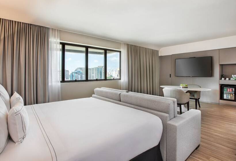 سوییت جونیور, Melia Ibirapuera