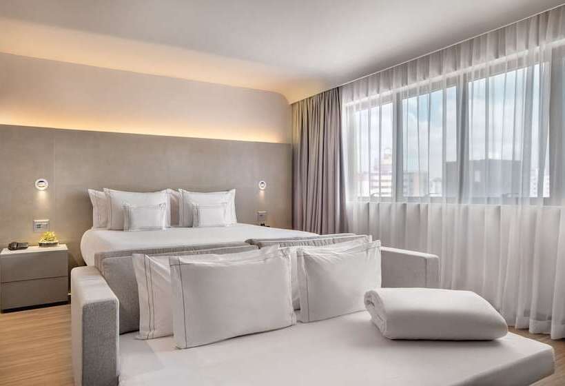 سوییت جونیور, Melia Ibirapuera