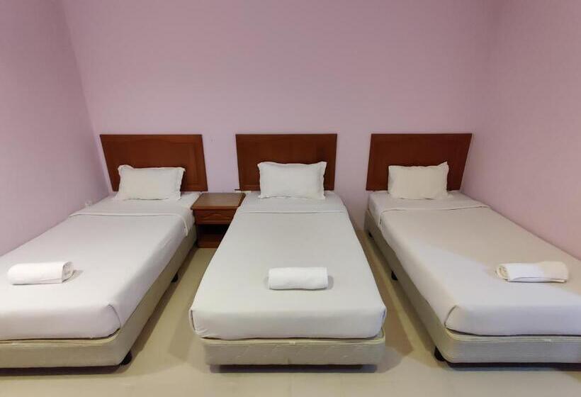 スタンダードトリプルルーム, Mutiara Taman Negara