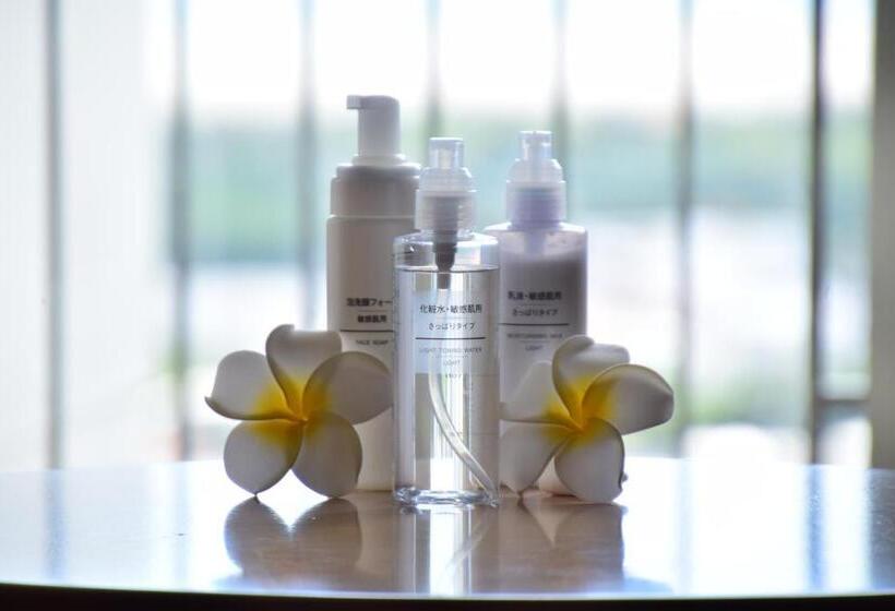 חדר סופריור, Okinawa Grand Mer Resort