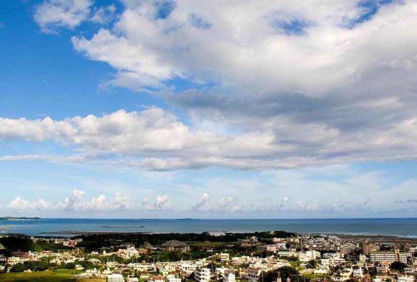 חדר דלוקס, Okinawa Grand Mer Resort