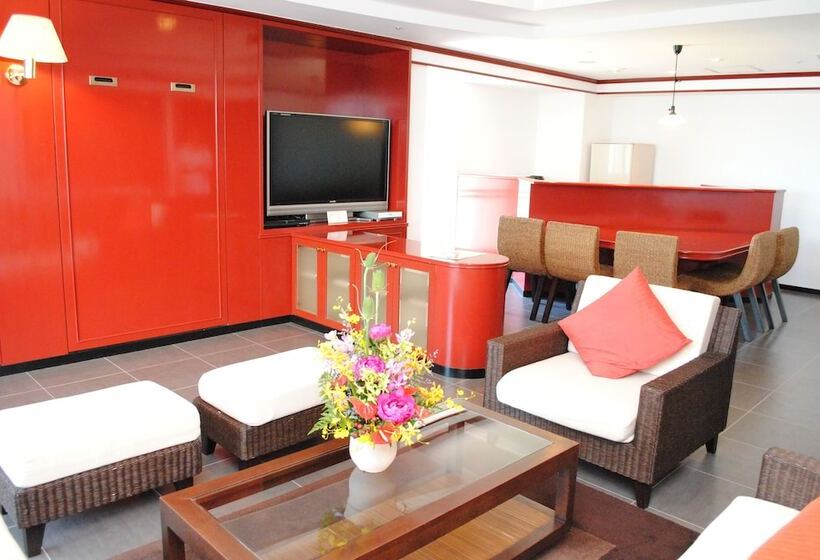 סוויטה, Okinawa Grand Mer Resort