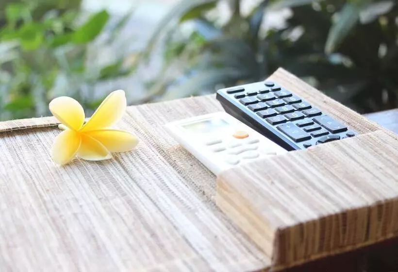 スーペリアールーム, Parigata Resorts And Spa